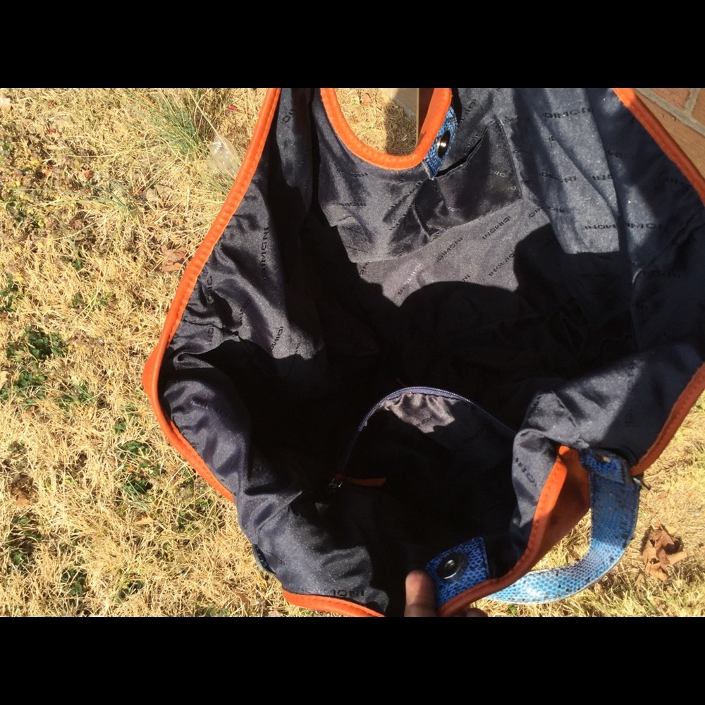 Dimoni Leather Satchel - Picture 5 of 9